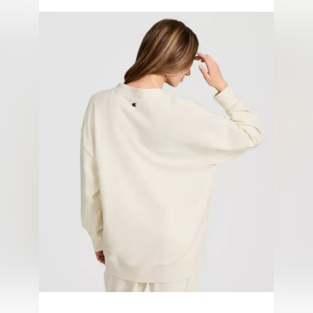 Champion Cream Sweatshirt